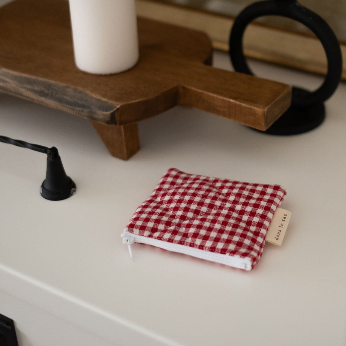Matelassé en coton porte-monnaie dans un sac réutilisable Dans Le Sac, avec fermeture et design élégant.