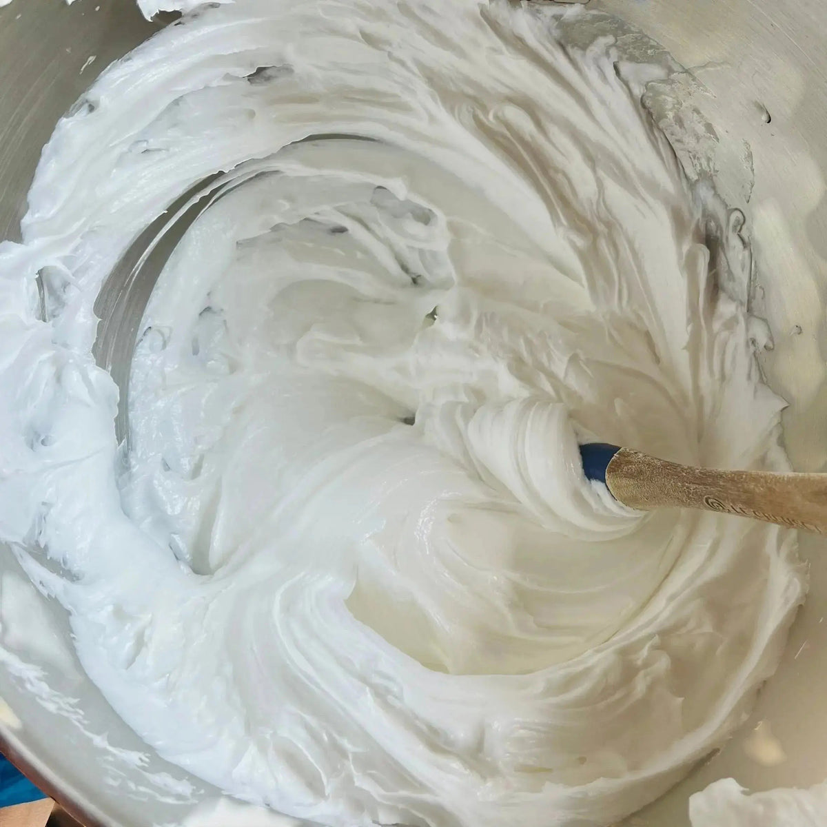 Creamy peach nectar whipped soap by La Sultana Savonnerie, natural body care product with soft, whipped texture and peach scent.