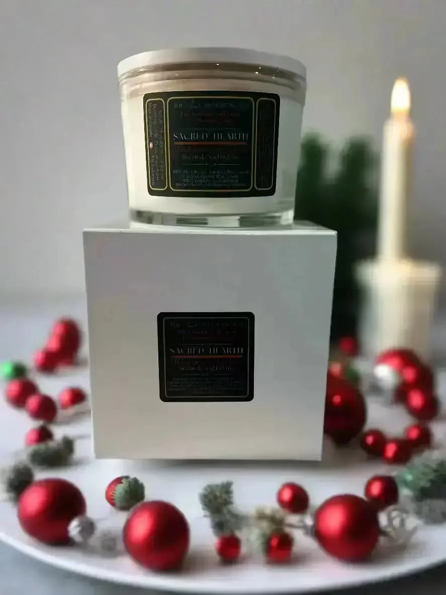 Large luxury coconut apricot wax candle by The InnerCandescent Co with warm spiced Christmas scent and festive holiday design.
