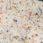 Sels de bain GITA lavande et fleurs de myosotis par La Sultana Savonnerie, naturels et faits main, avec fleurs et lavande.