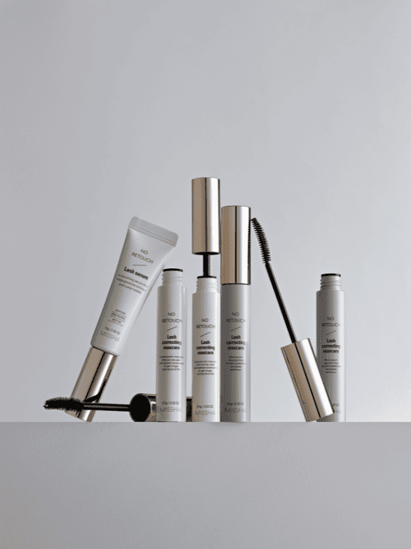 MISSHA No Retouch Lash Correcting Mascara 9.5g from Lakinza K-beauty, showcasing the eye makeup with mascara wand and packaging