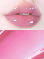Lakinza WAKEMAKE Dewy Gel Glow Tint 3g lip makeup with a glossy, dewy finish in a clear container showing the product color.
